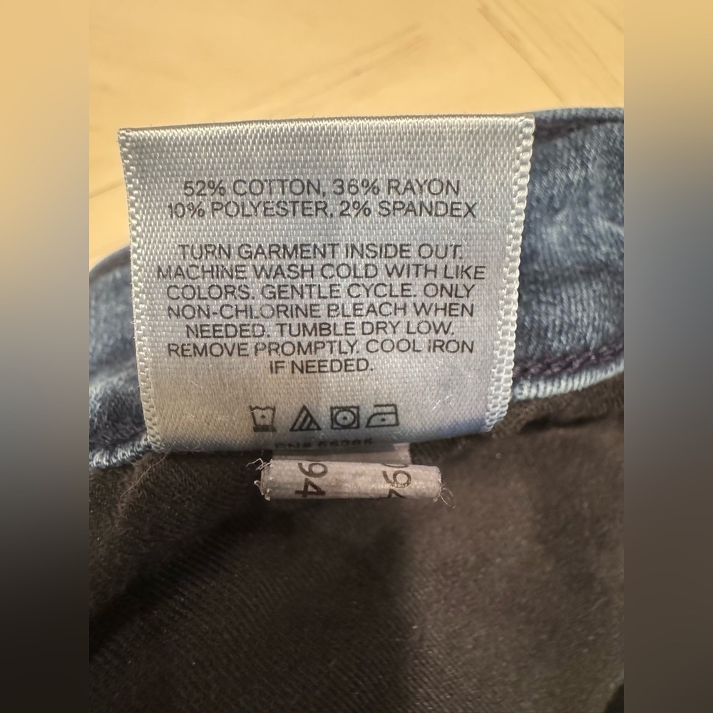 EXPRESS Mid Rise Dark Wash Skinny Jeans – Size 6 Regular - Picture 16 of 16